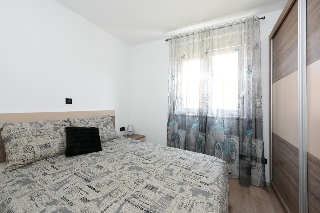 Apartment Matea Zadar Exterior photo